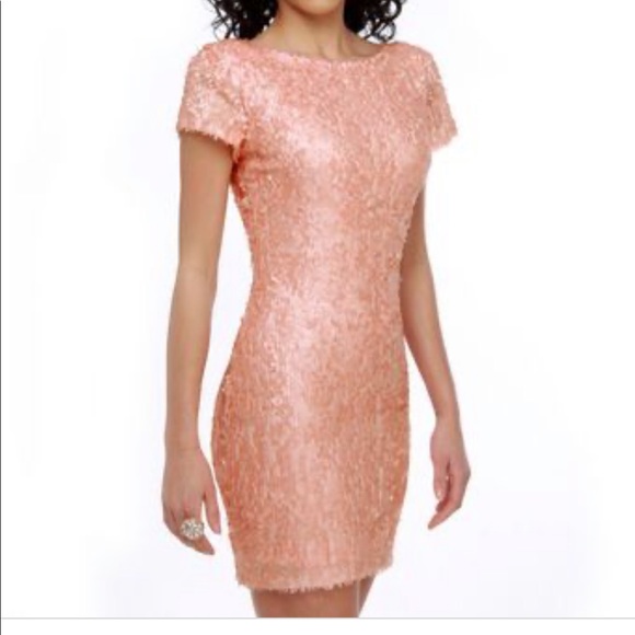 Lulu’s pink sequin dress - Picture 1 of 3